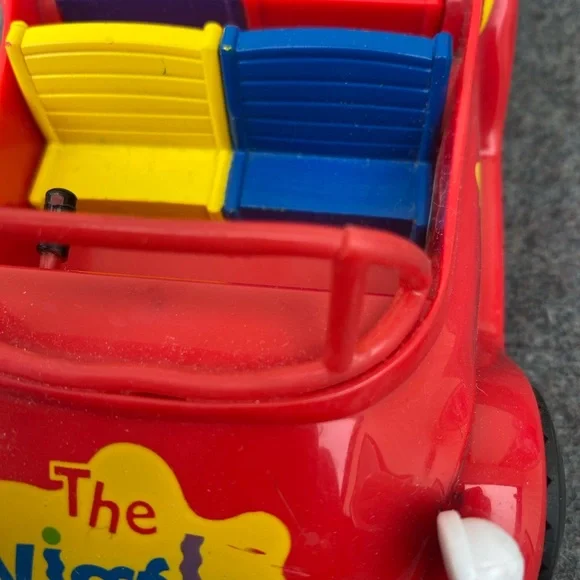 Wiggins Big Red Car Toy - Picture 3 of 10